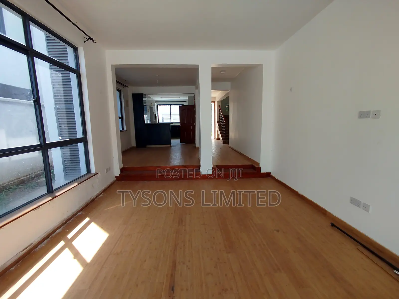 4bdrm Townhouse/Terrace in Convent Drive, Muthangari for sale in Muthangari