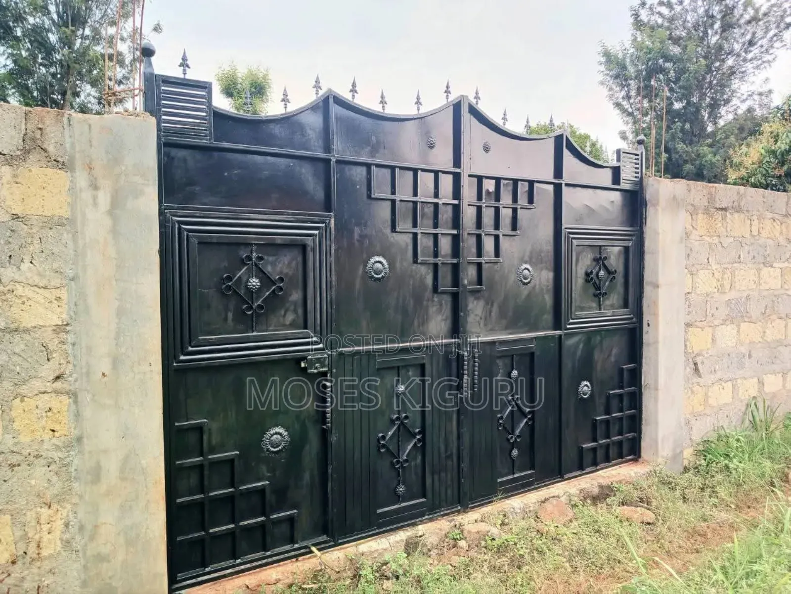 Mugutha 40x80 Plot With Perimeter Wall. in Juja