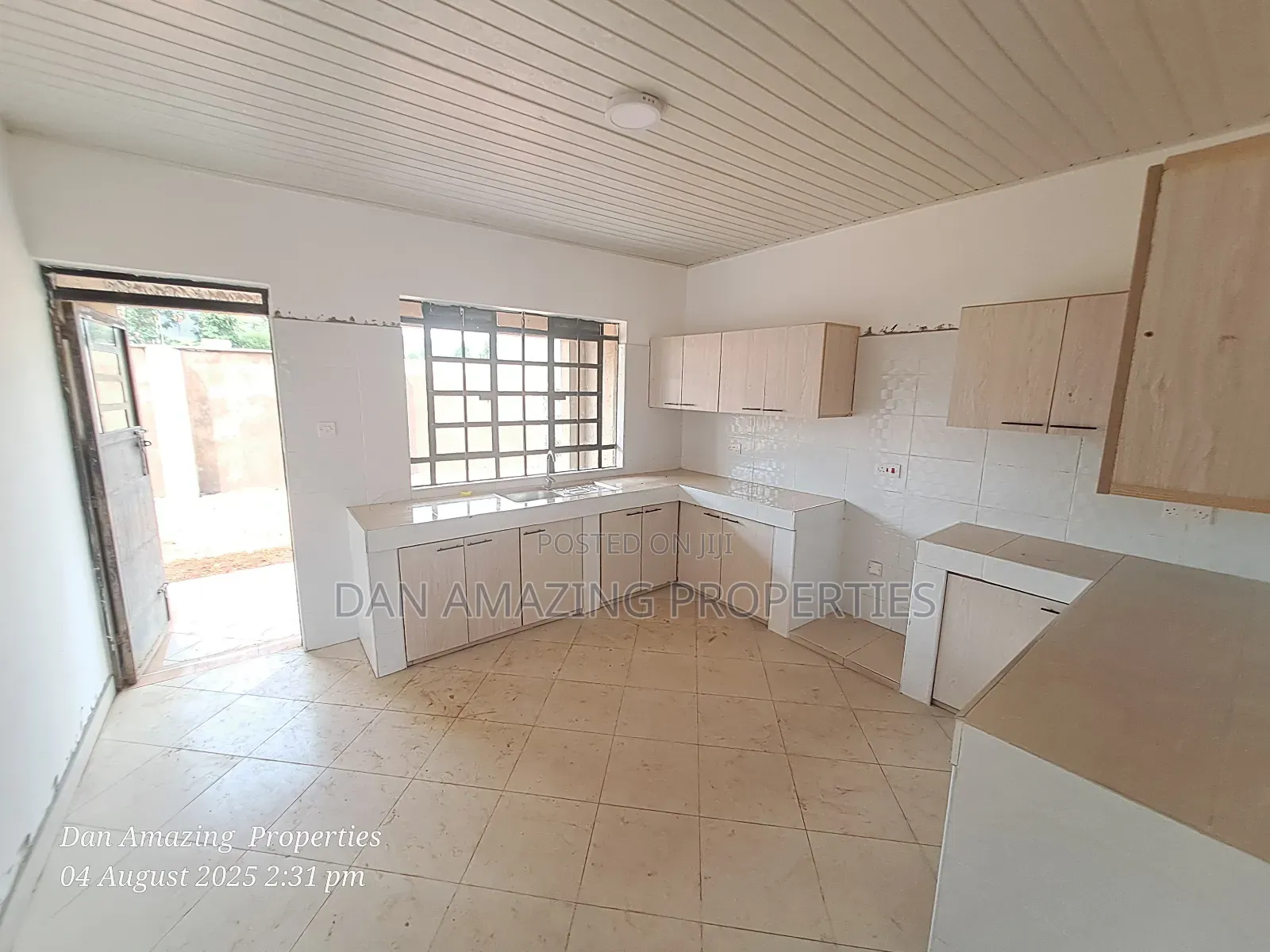 3bdrm Bungalow in Kimuka, Kibiku for sale in Kibiku
