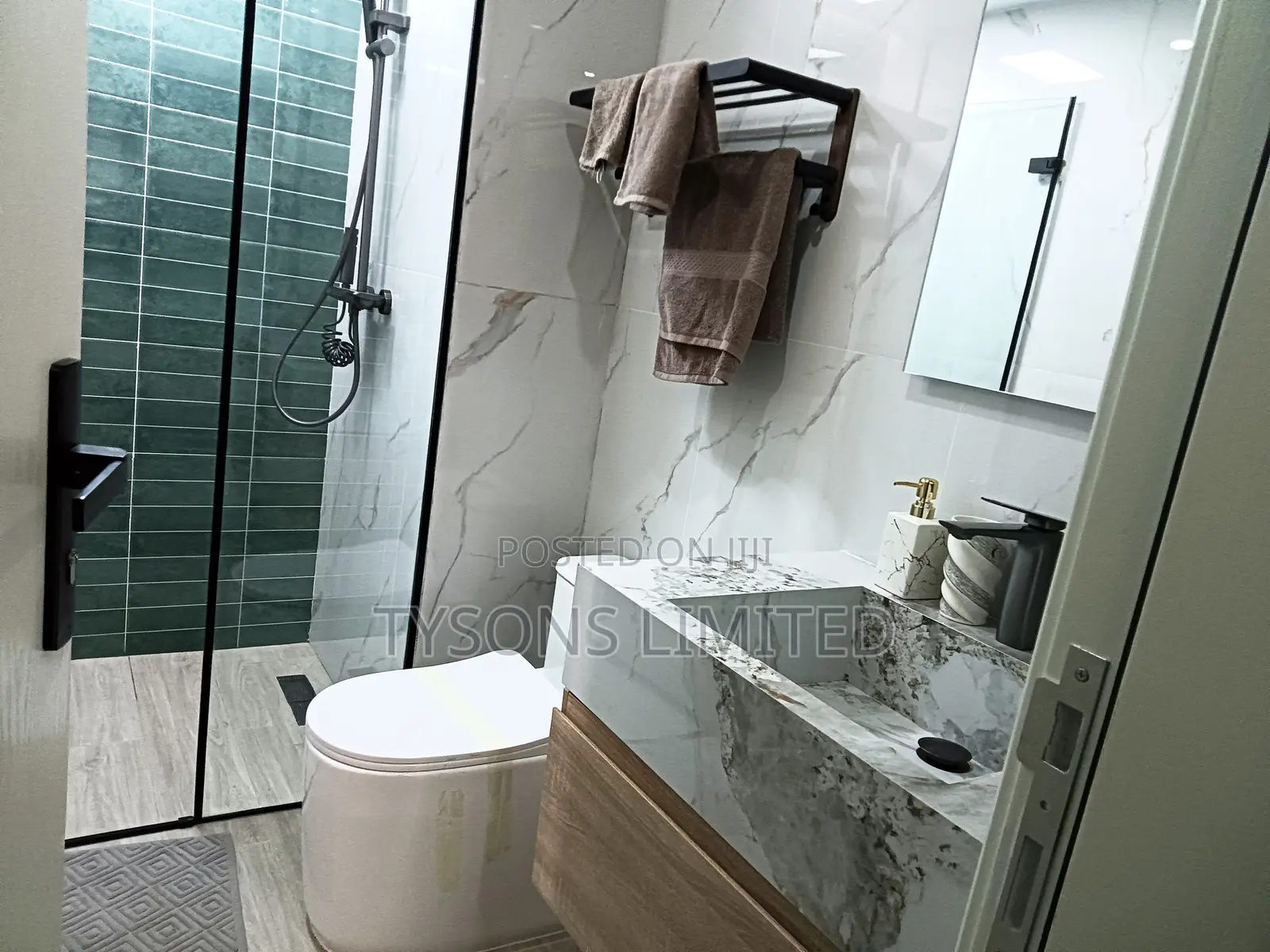 2bdrm Apartment in Off Muthithi Road for sale in Raphta Road Area