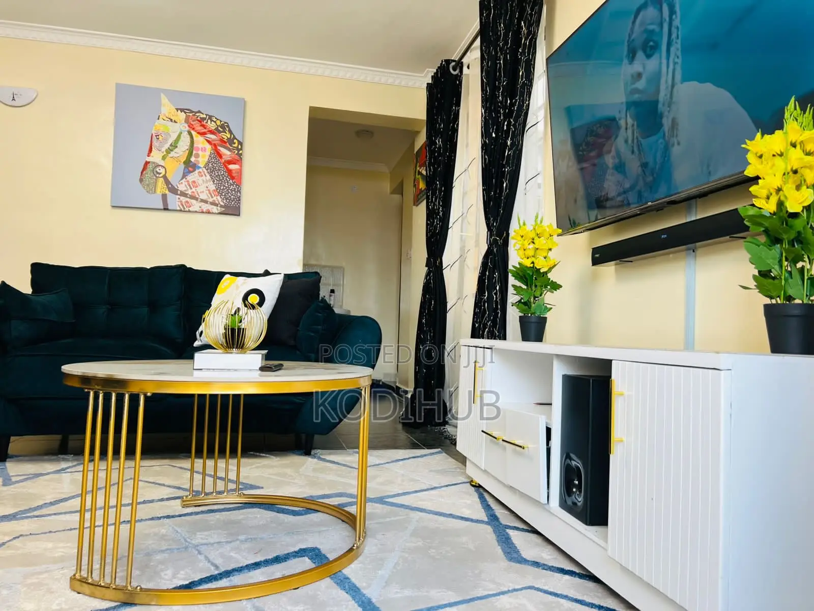 Modern 1-Bedroom Airbnb in Kamakis – Short Long Stays in Kamakis