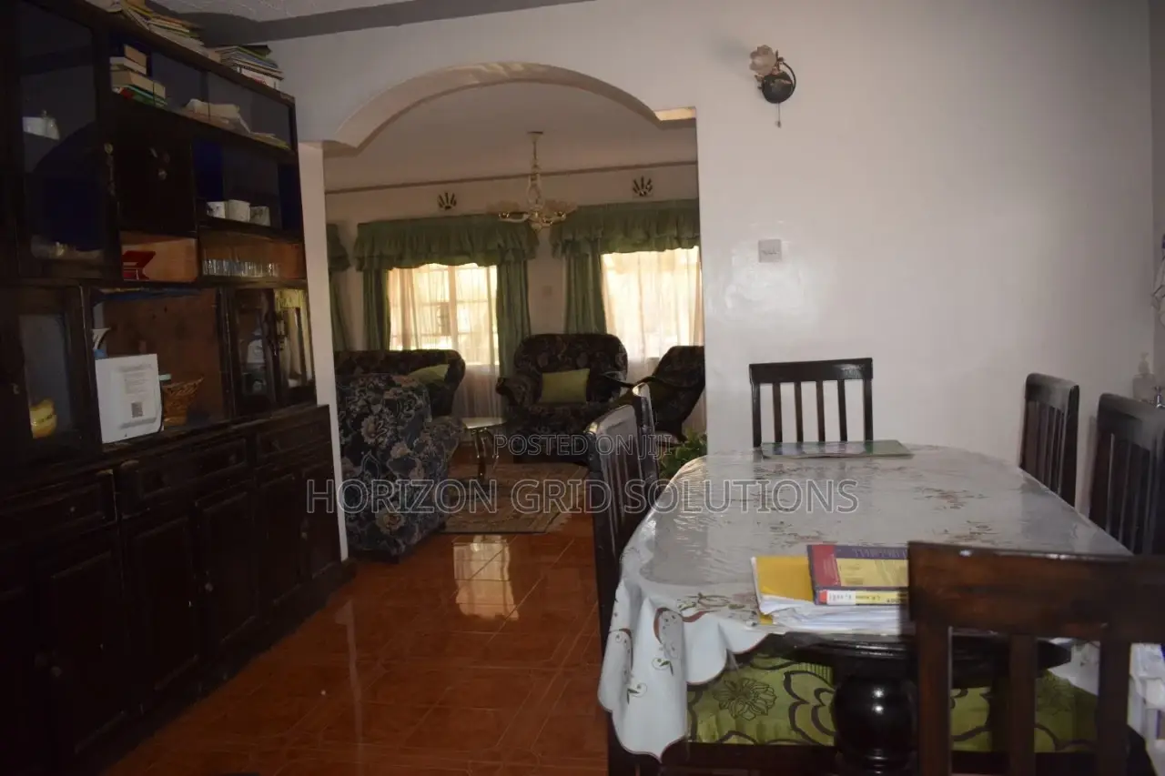 5bdrm Mansion in Garden City, Thome for sale in Thome