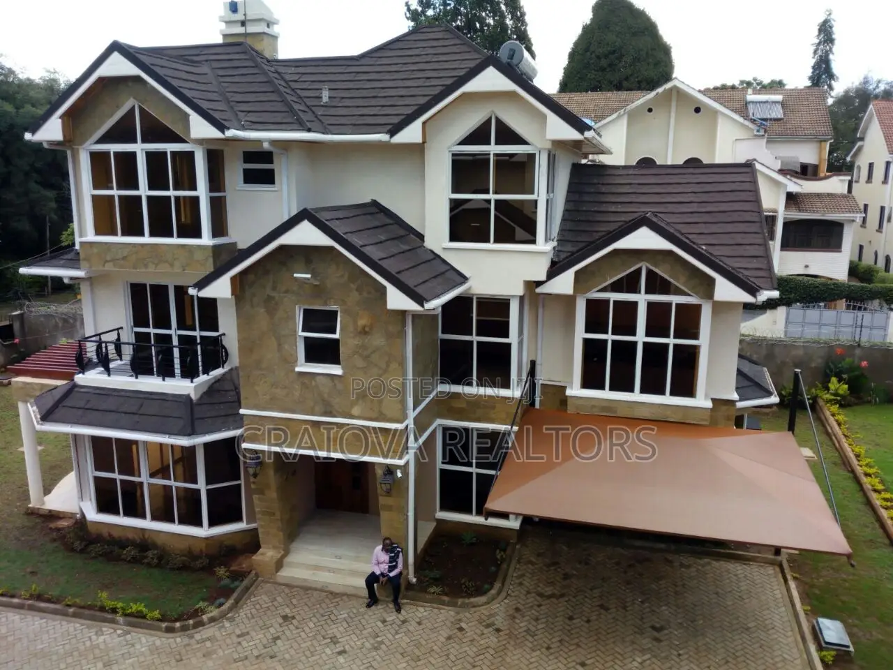 5bdrm Villa in Lavington for sale in Lavington