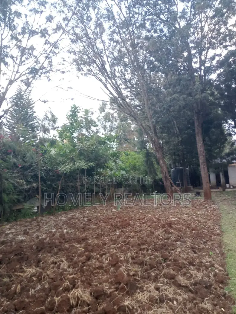 Half Acre With 2-BDRM Bungalow for Sale in Kerarapon Drive, Ngong in Kerarapon