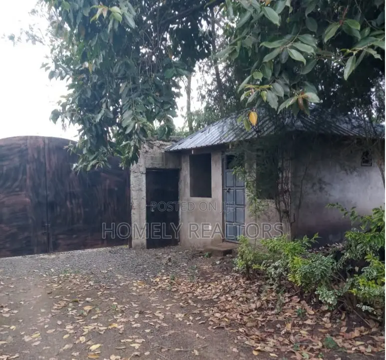 Half Acre With 2-BDRM Bungalow for Sale in Kerarapon Drive, Ngong in Kerarapon