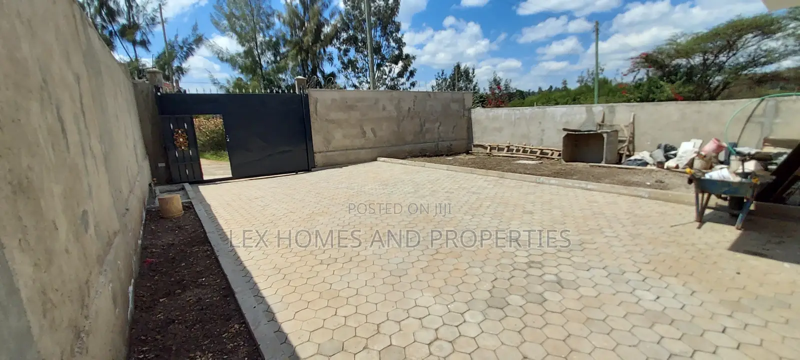 4bdrm Maisonette in NkaiMurunya for sale in NkaiMurunya