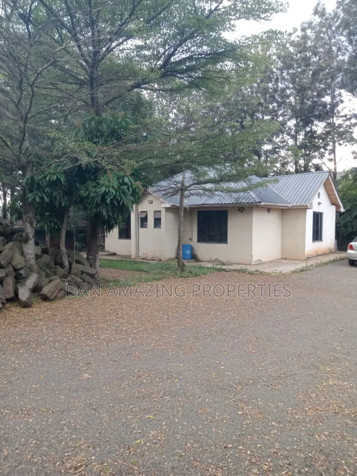 2bdrm Bungalow in Kerarapon On 1/2 for sale in Kerarapon