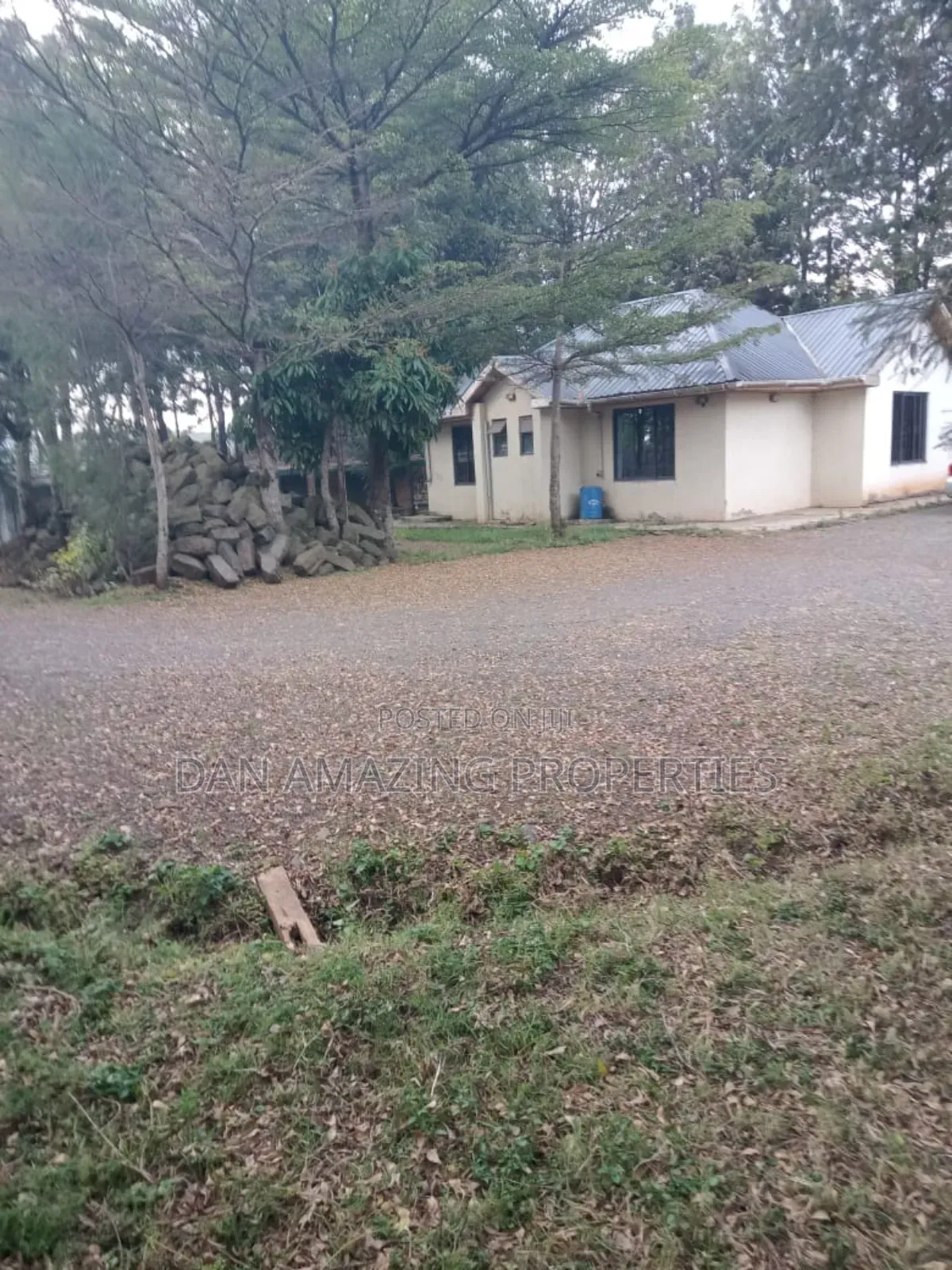 2bdrm Bungalow in Kerarapon On 1/2 for sale in Kerarapon