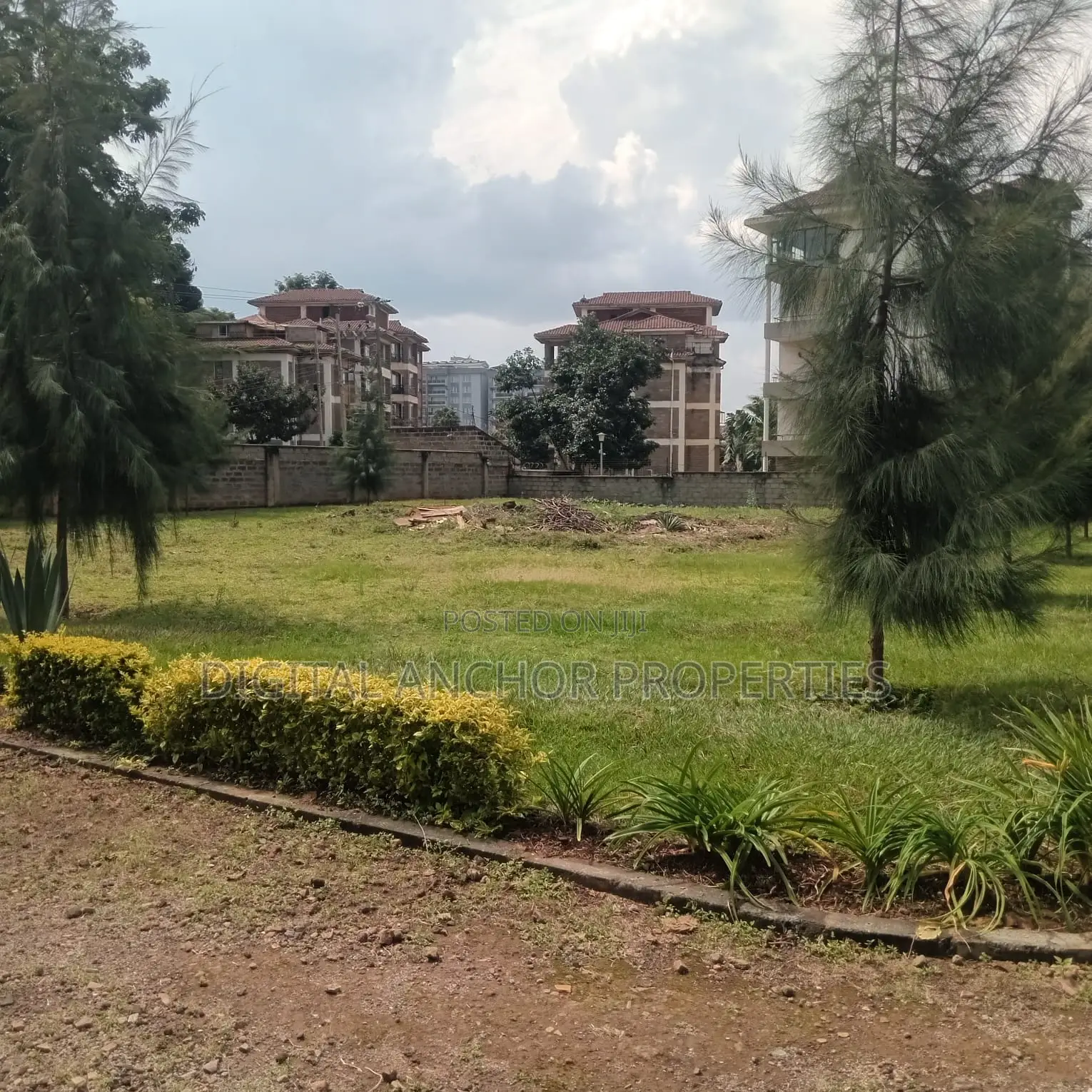 Kileleshwa 0.8 Plot for Sale 250m in Kileleshwa