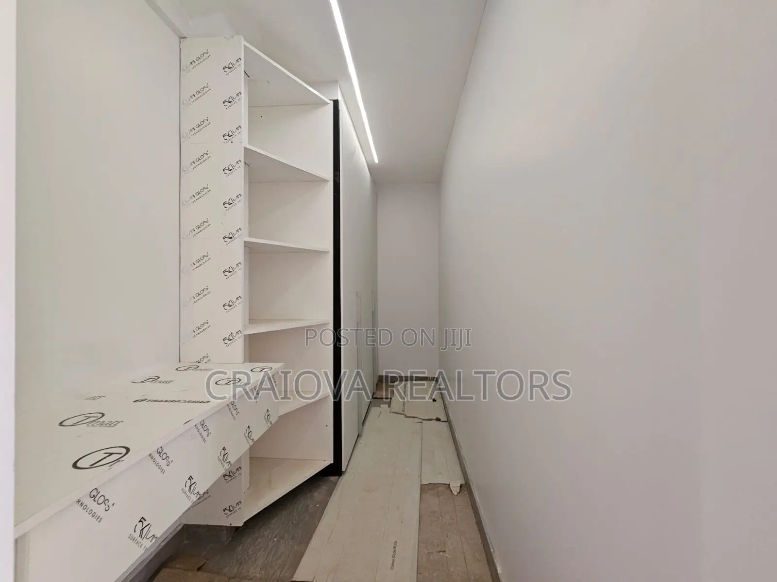 5bdrm Villa in Lavington for sale in Lavington