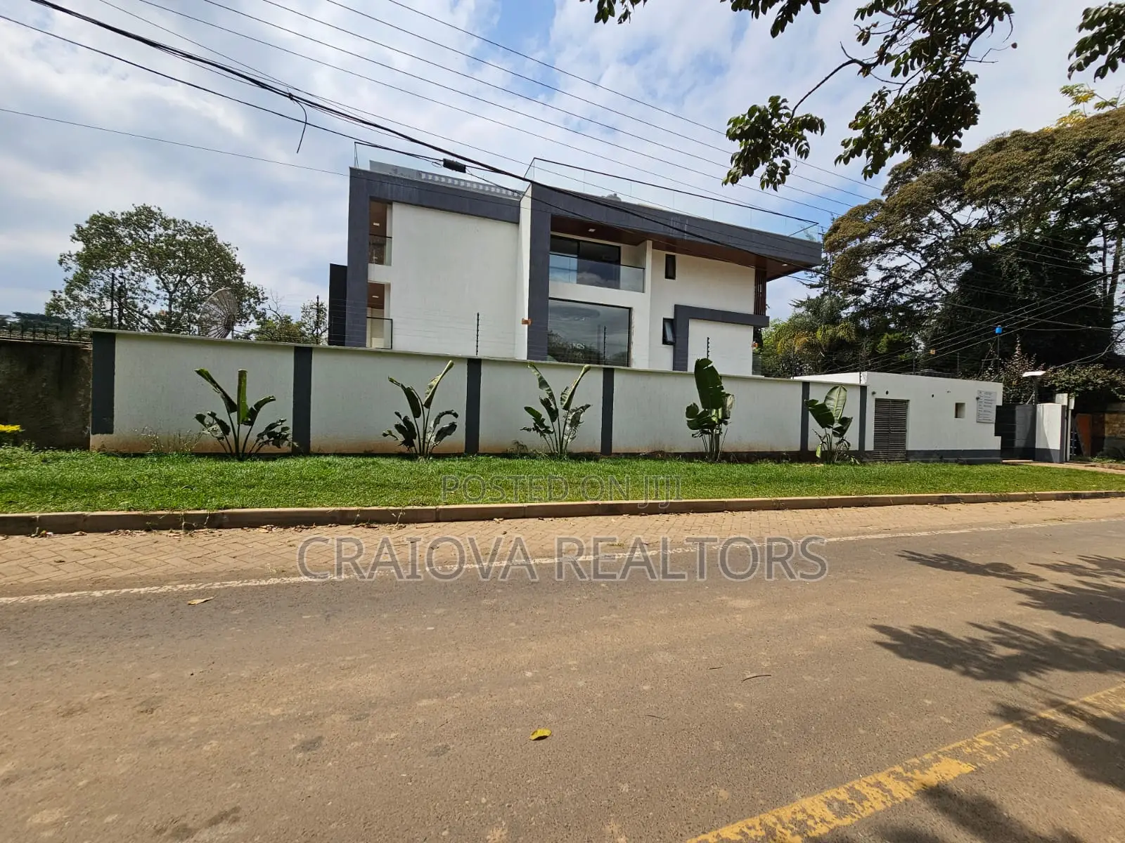 5bdrm Villa in Lavington for sale in Lavington