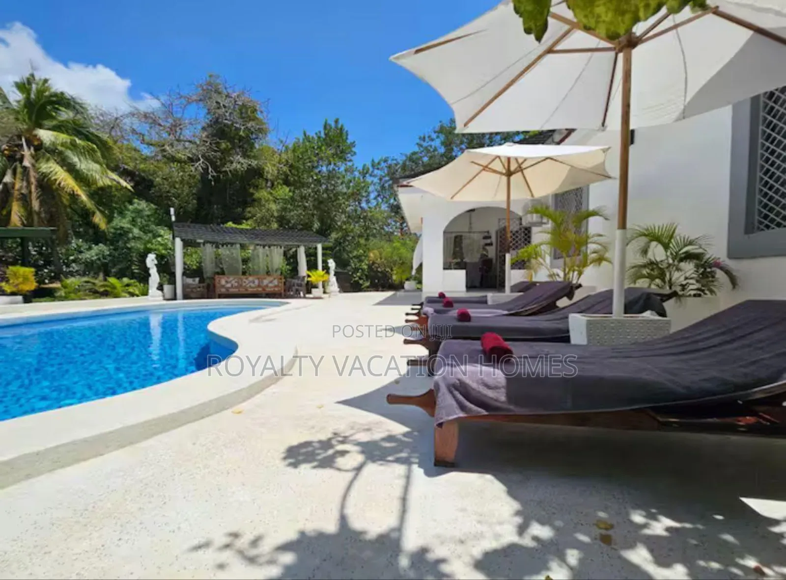 5bedroom, Own Compound in Diani in Diani
