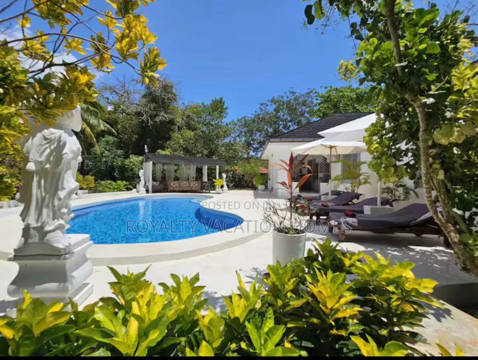 5bedroom, Own Compound in Diani in Diani