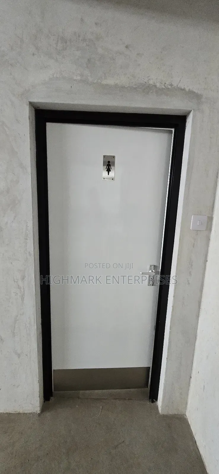 Space to Let: Eastern Bypass in Kamakis