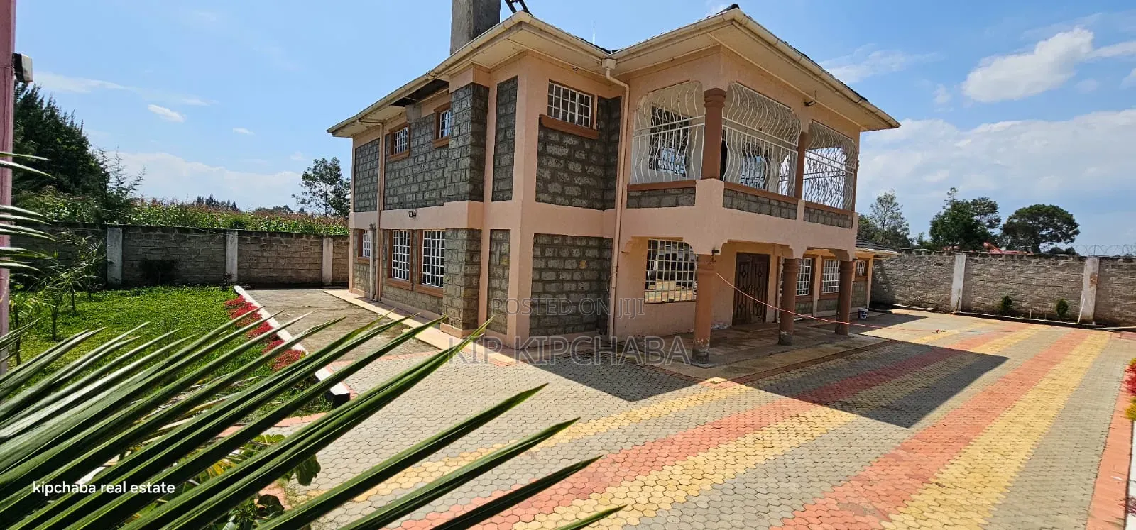 Furnished 5bdrm Mansion in Racecours, Elgon View for sale in Elgon View