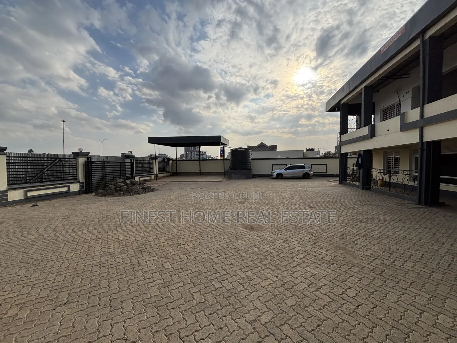 Shop/Hotel/ Mini Market Space to Let in Ruiru