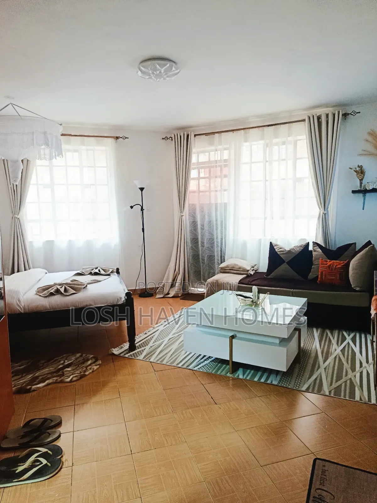 The Amber Studio Airbnb in Nairobi Along Thika Road Roysambu in Roysambu