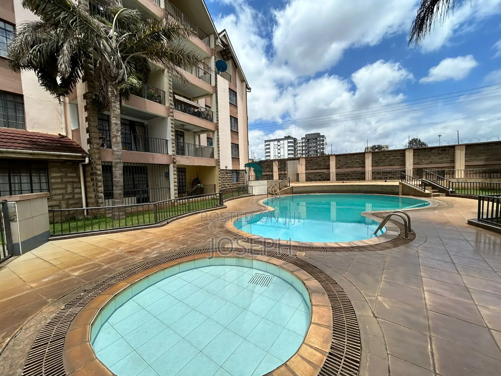 3bdrm Apartment in Forest View Near for sale in Lenana