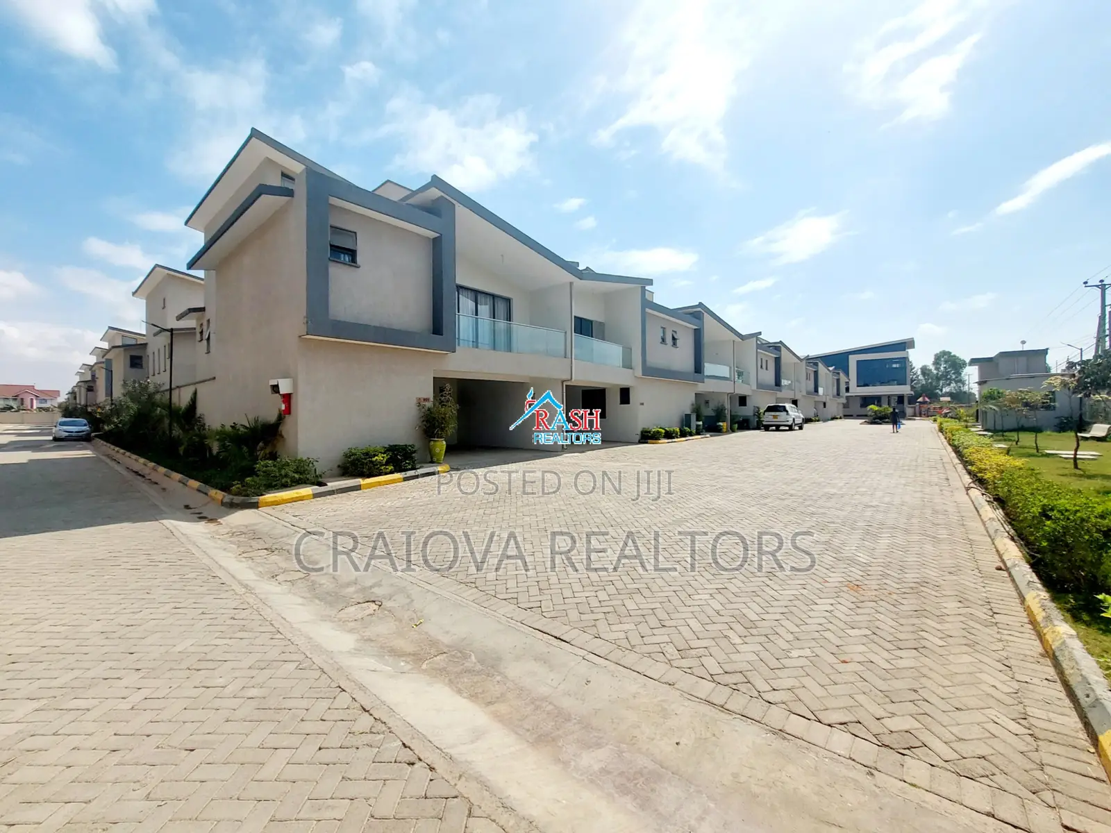 4bdrm Townhouse / Terrace in Gateway Mall Area for rent in Gateway Mall Area