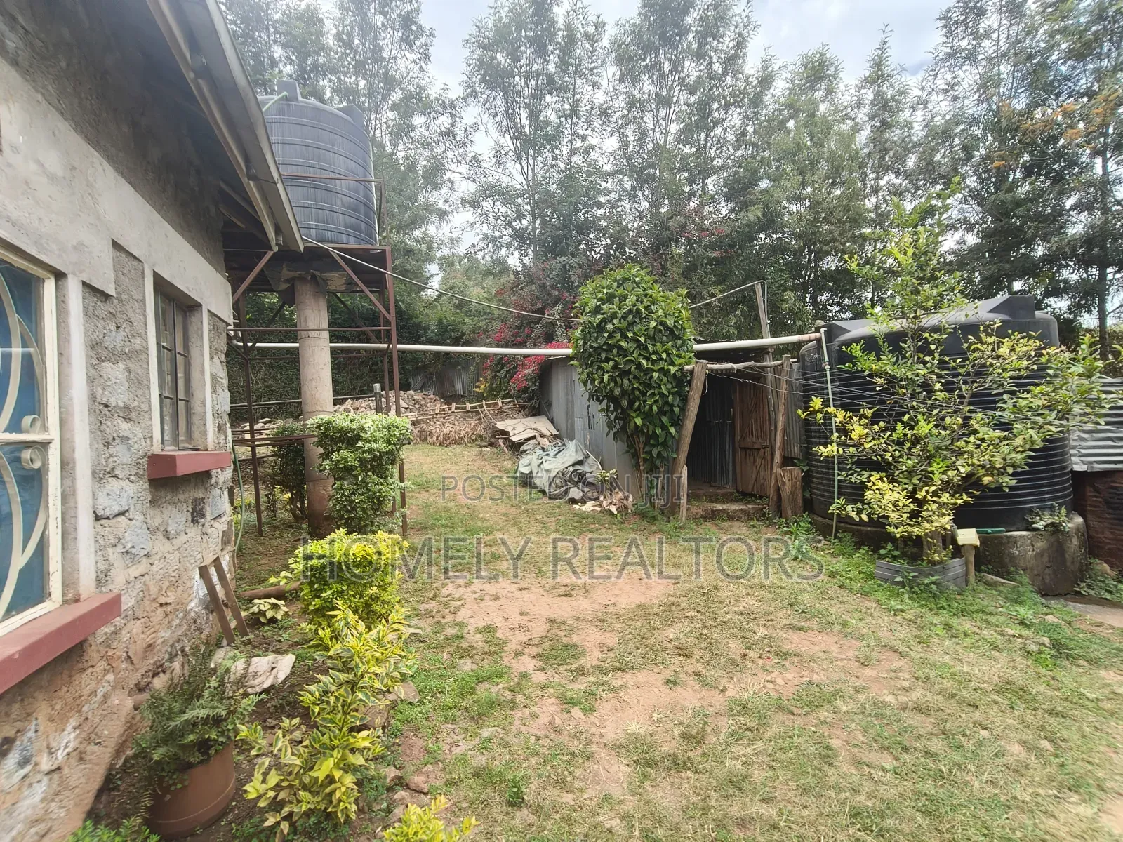 1.25 Acres With a 4-Bedroom Bungalow in Boroti Thigio Near Tarmac in Nderi