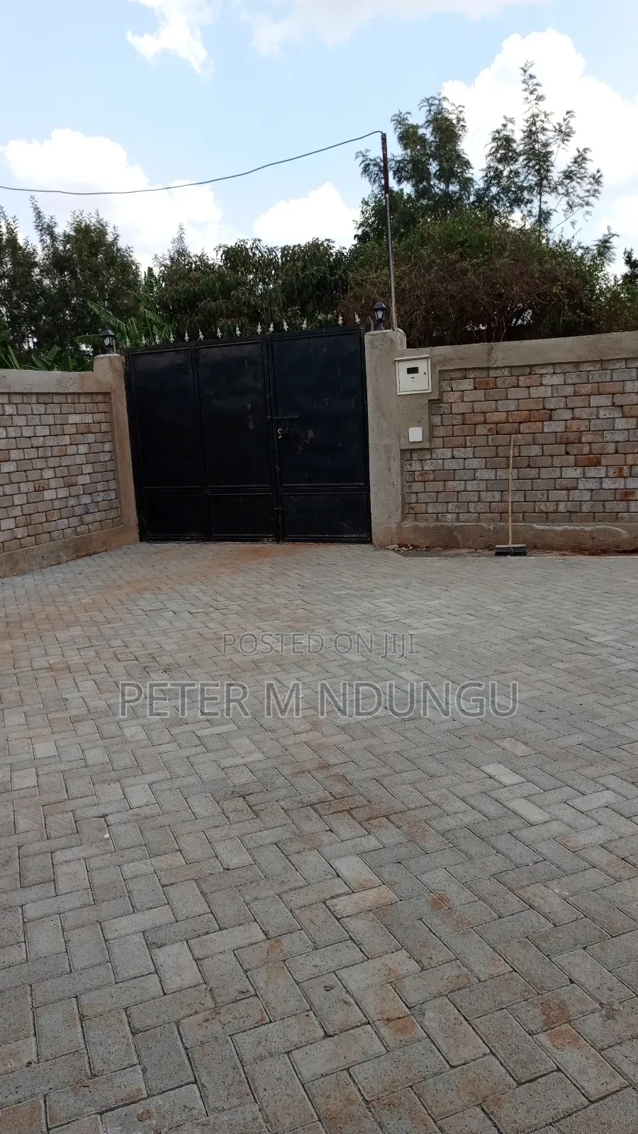 4bdrm Maisonette in Gachororo for sale in Gachororo