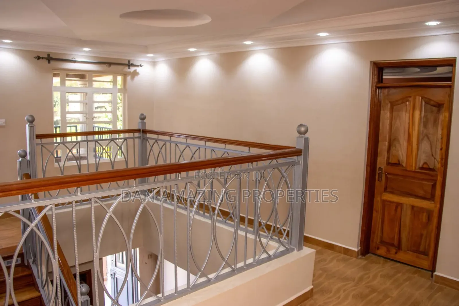 5bdrm Maisonette in Waiyaki Way, Zambezi/Sigona for sale in Zambezi/Sigona