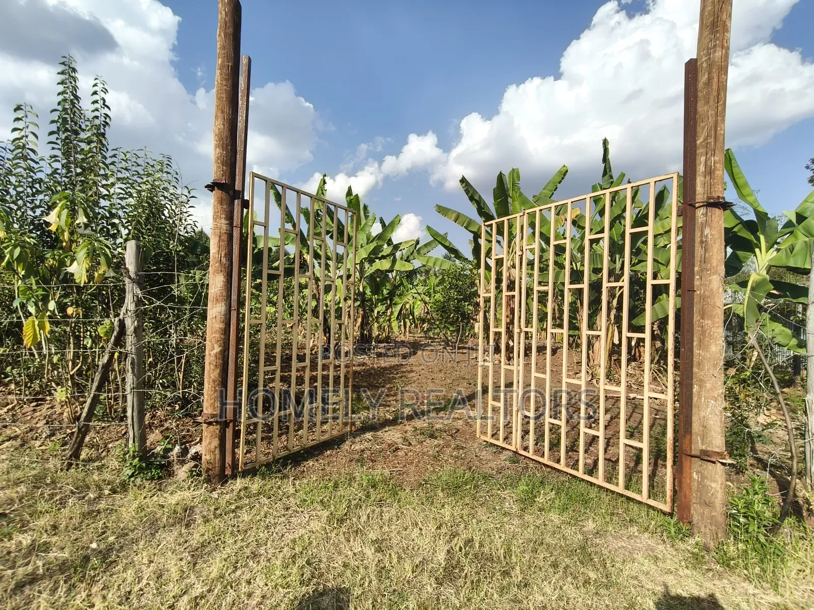 Residential Quarter Acre Plot in Kerarapon Drive, Ngong. Red Soil. in Kerarapon