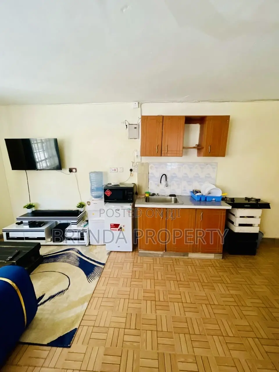 A Cozy Studio Airbnb Apartment Along TRM Drive, Roysambu. in Roysambu