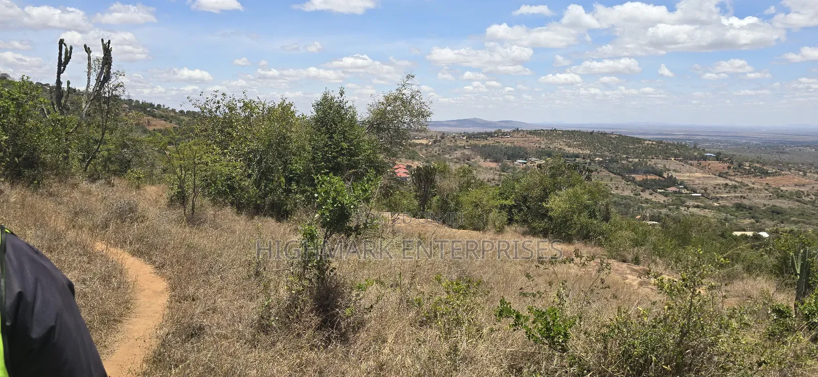 2 Acres for Sale in Mua Hills in Mua Hills