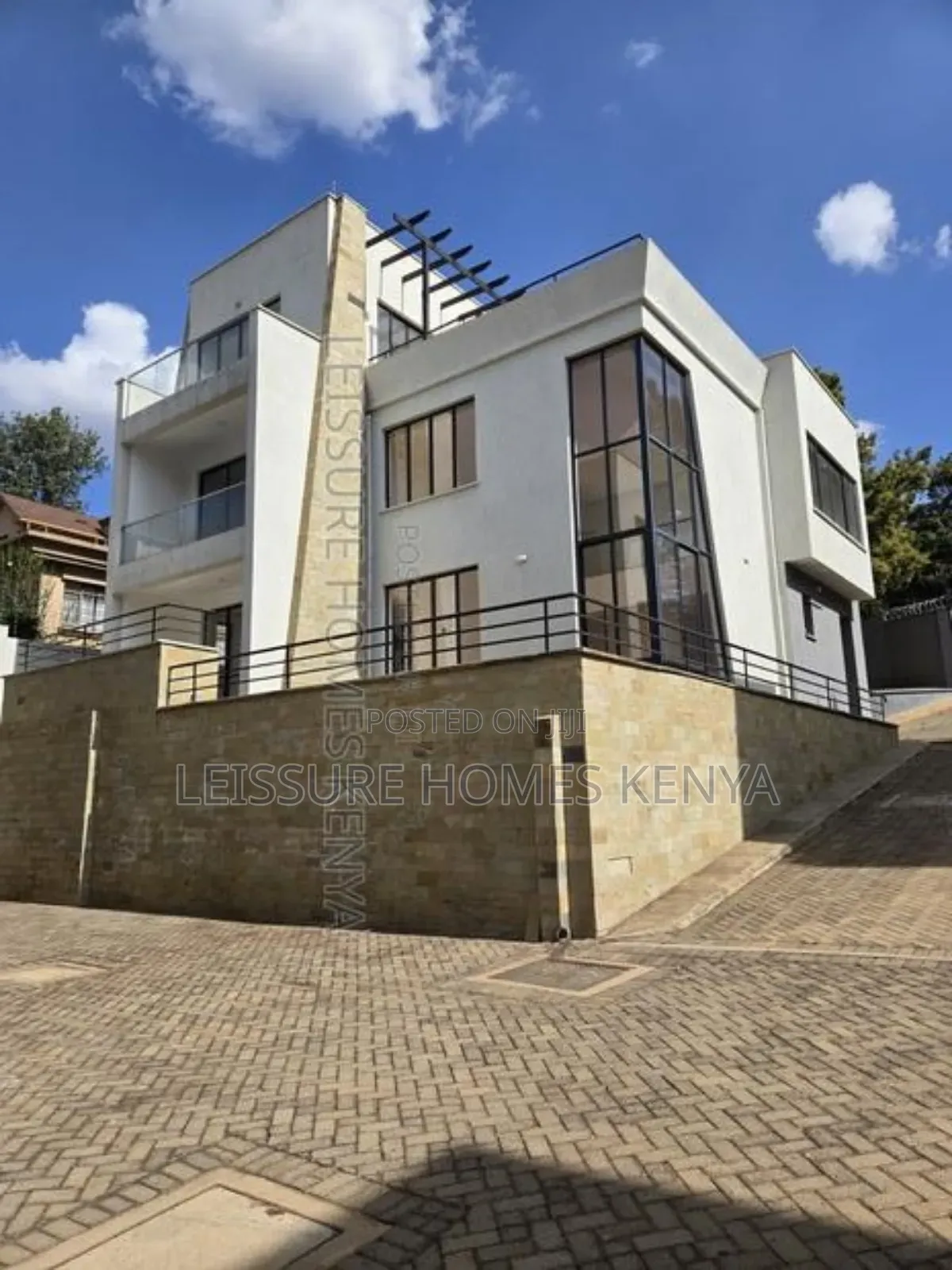 5bdrm Villa in Lavington for sale in Lavington