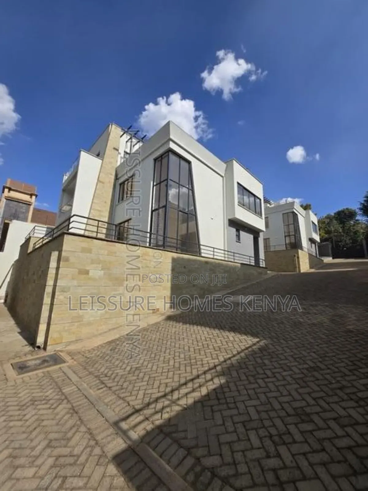5bdrm Villa in Lavington for sale in Lavington