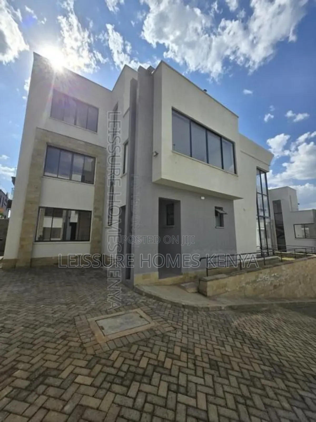 5bdrm Villa in Lavington for sale in Lavington