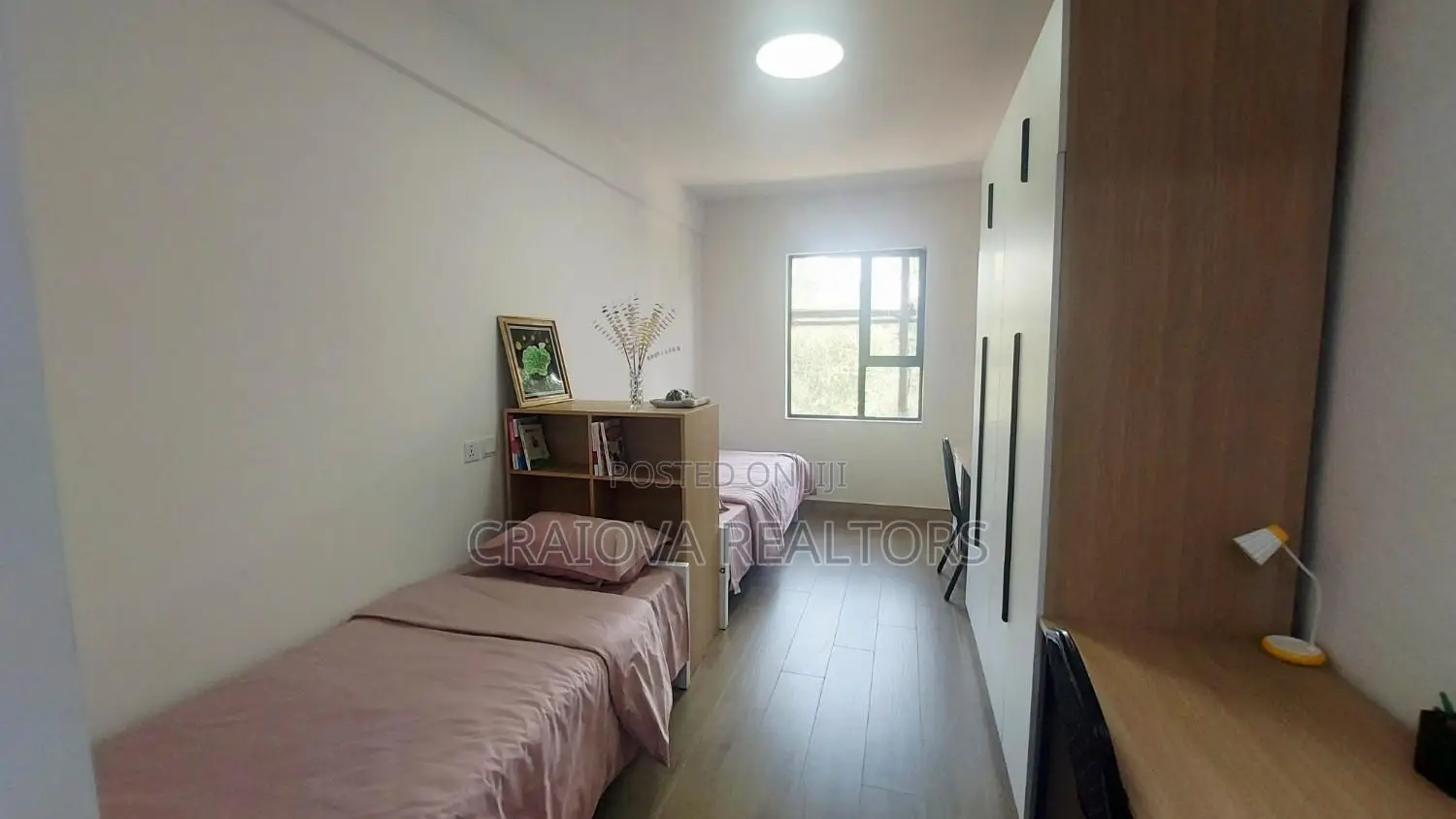 Furnished Studio Apartment in Gate B for sale in Gate B