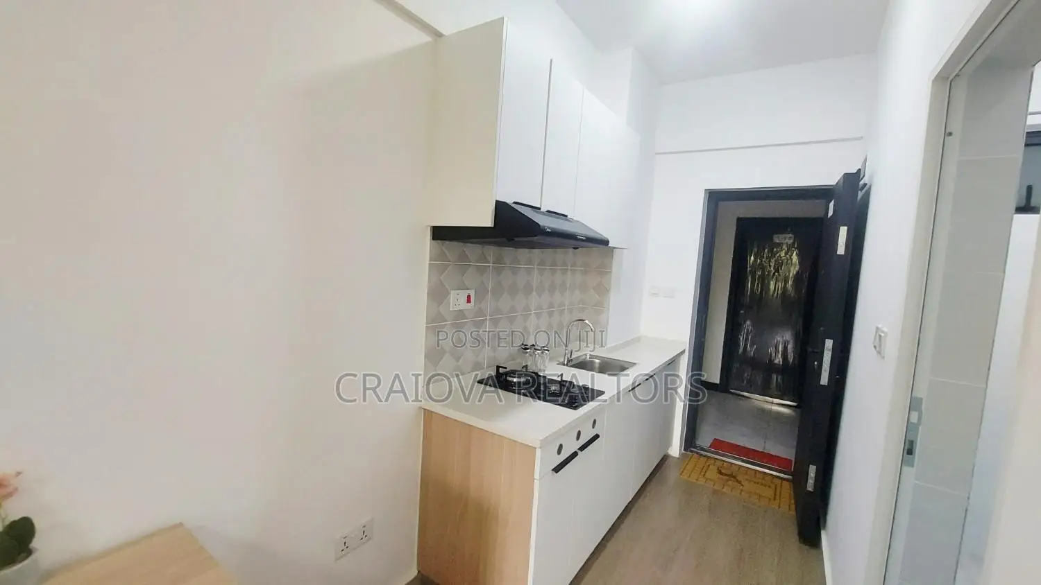 Furnished Studio Apartment in Gate B for sale in Gate B