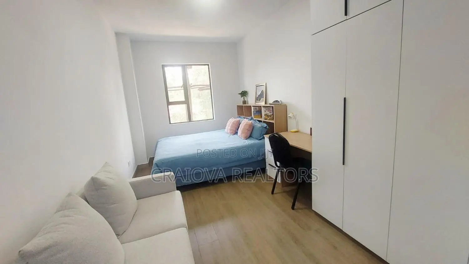 Furnished 1bdrm Apartment in Gate B for sale in Gate B