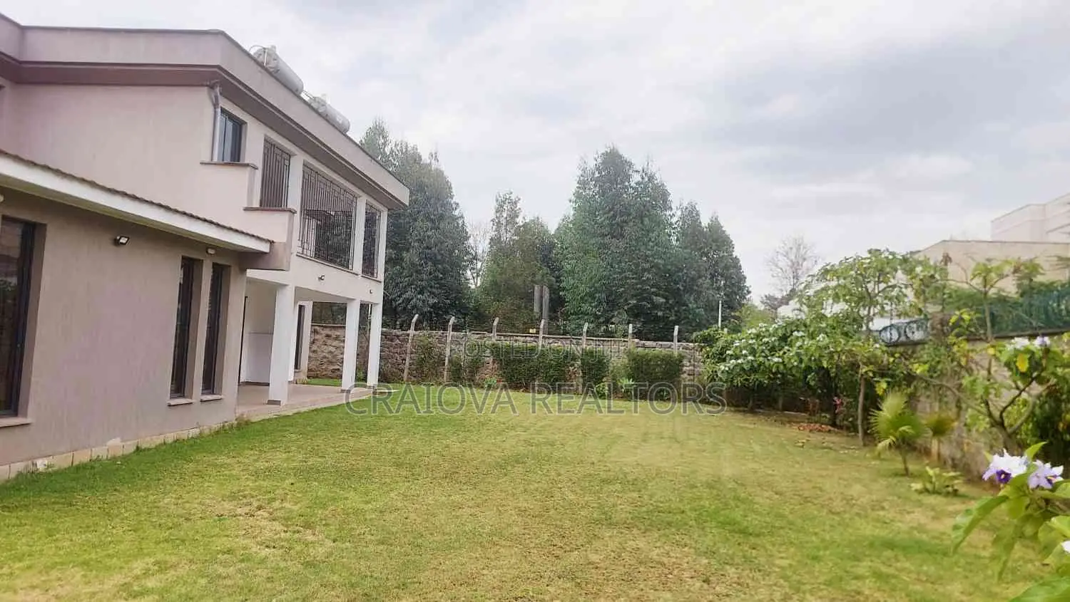 5bdrm Townhouse/Terrace in Lavington for sale in Lavington