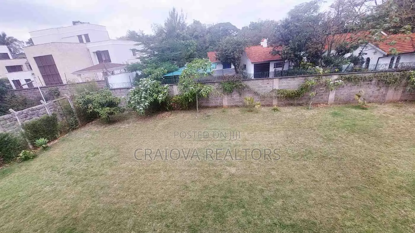 5bdrm Villa in Lavington for sale in Lavington