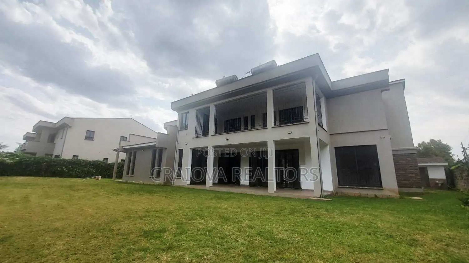 5bdrm Villa in Lavington for sale in Lavington