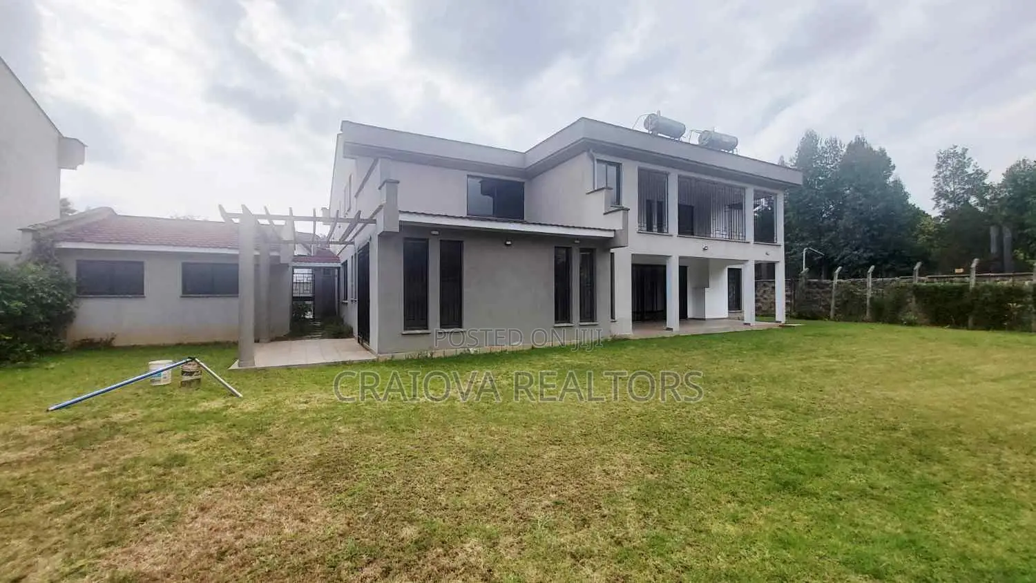 5bdrm Villa in Lavington for sale in Lavington