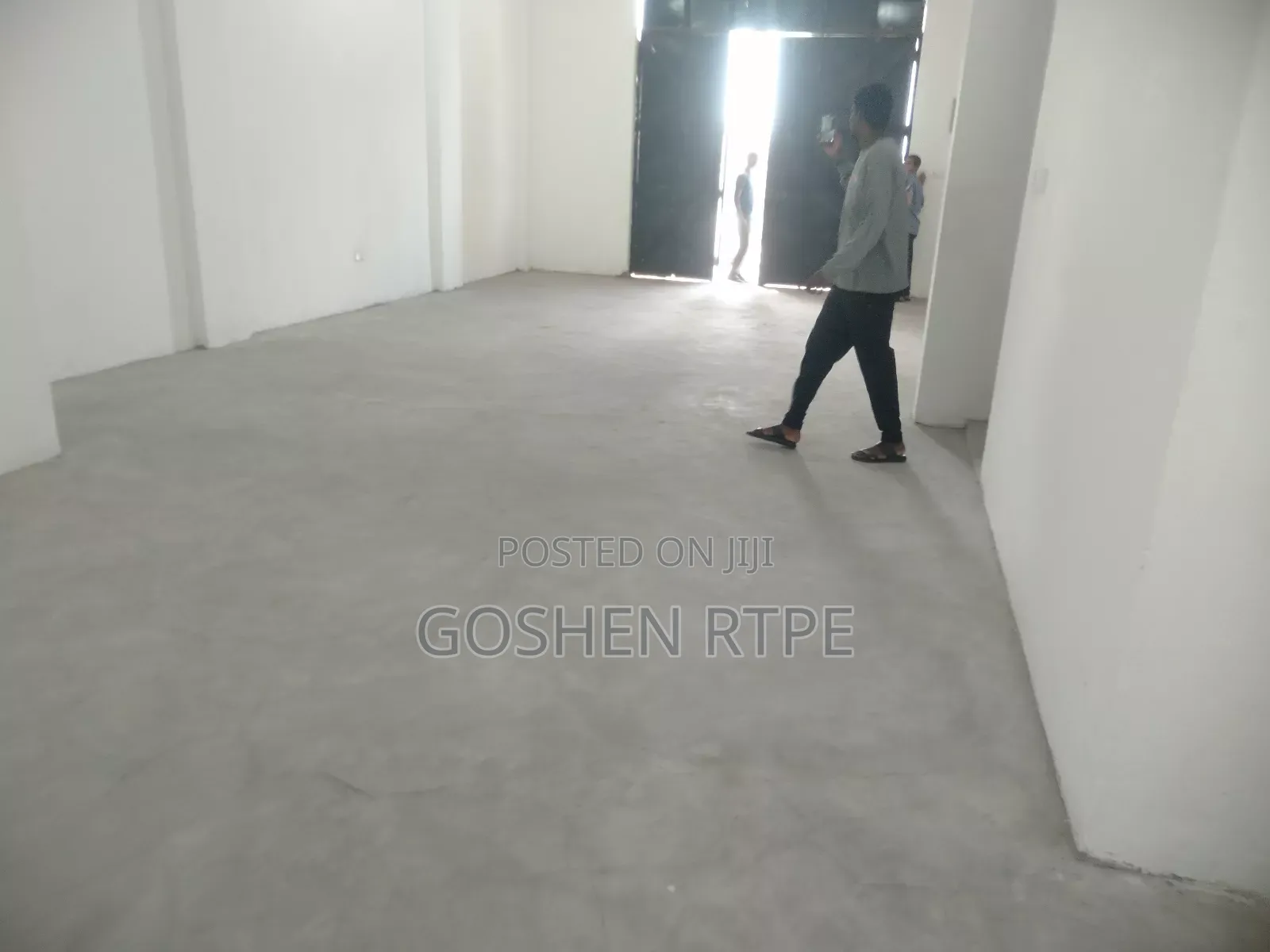 Prime Mini-Godown/Shop to Let at Shimanzi Mombasa City (Island) in Shimanzi