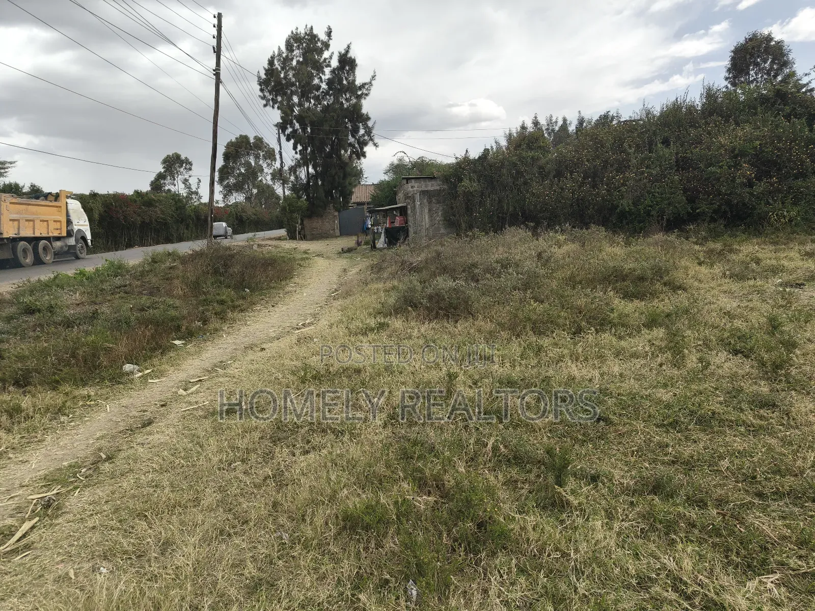 Commercial Quarter Acre Plot in Ongata Rongai Touching Gataka Road in Ongata Rongai