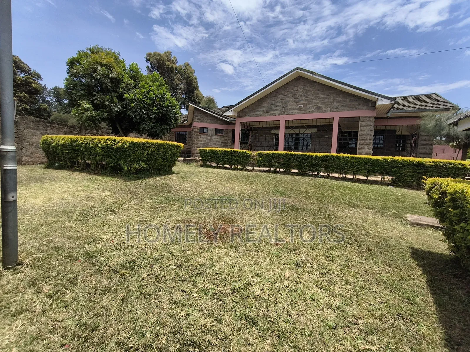4bdrm Bungalow in Kerarapon for rent in Kerarapon