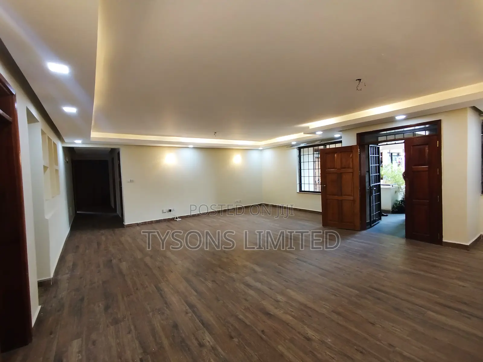 3bdrm Apartment in Raphta Road Area for sale in Raphta Road Area