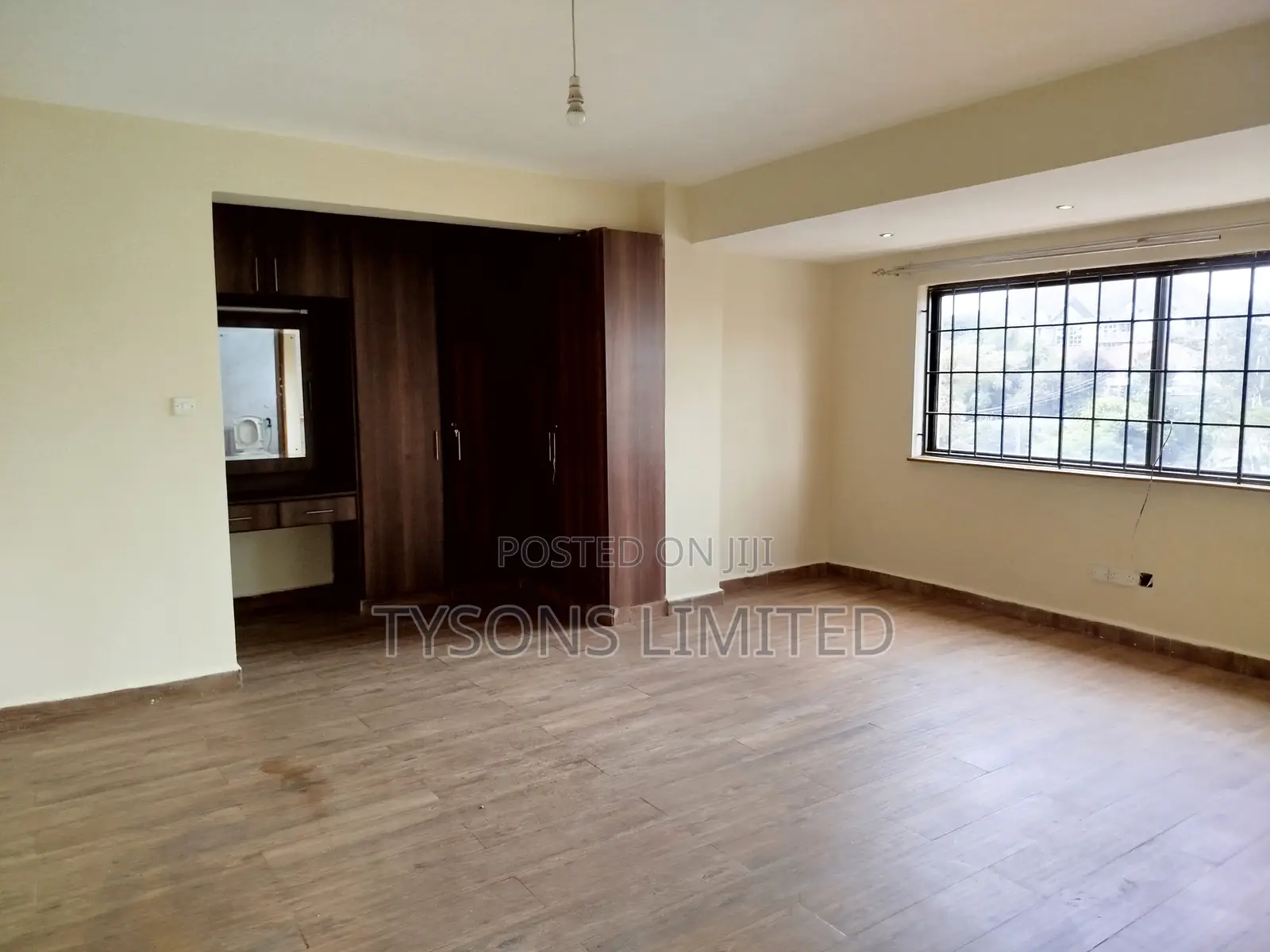 3bdrm Apartment in Raphta Road Area for sale in Raphta Road Area