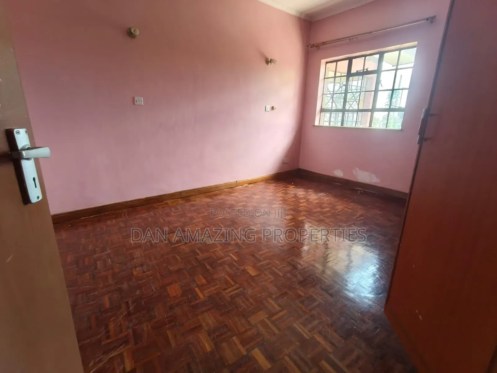 4bdrm Bungalow in Kerarapon Drive for rent in Kerarapon