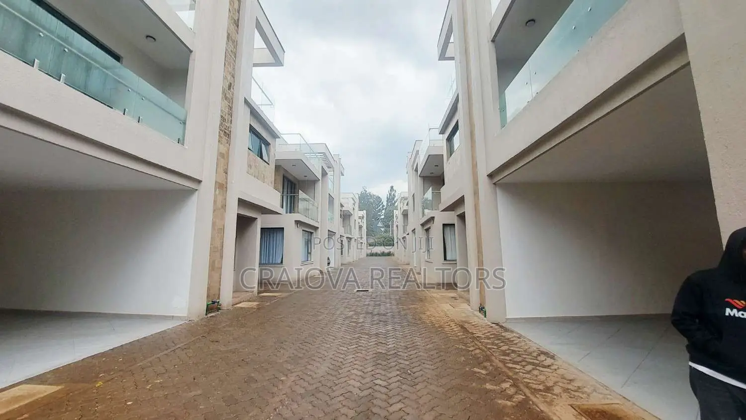 6bdrm Townhouse/Terrace in Lavington for sale in Lavington