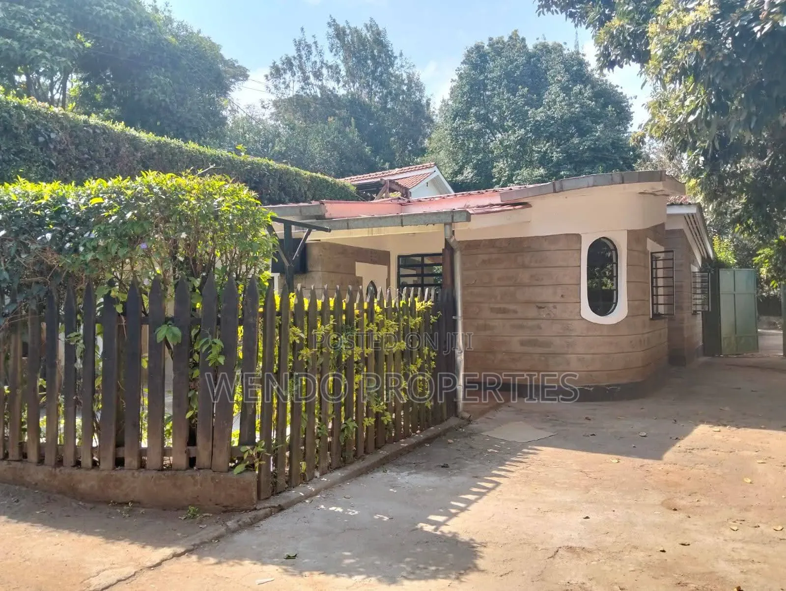 2bdrm Bungalow in Karen for rent in Karen