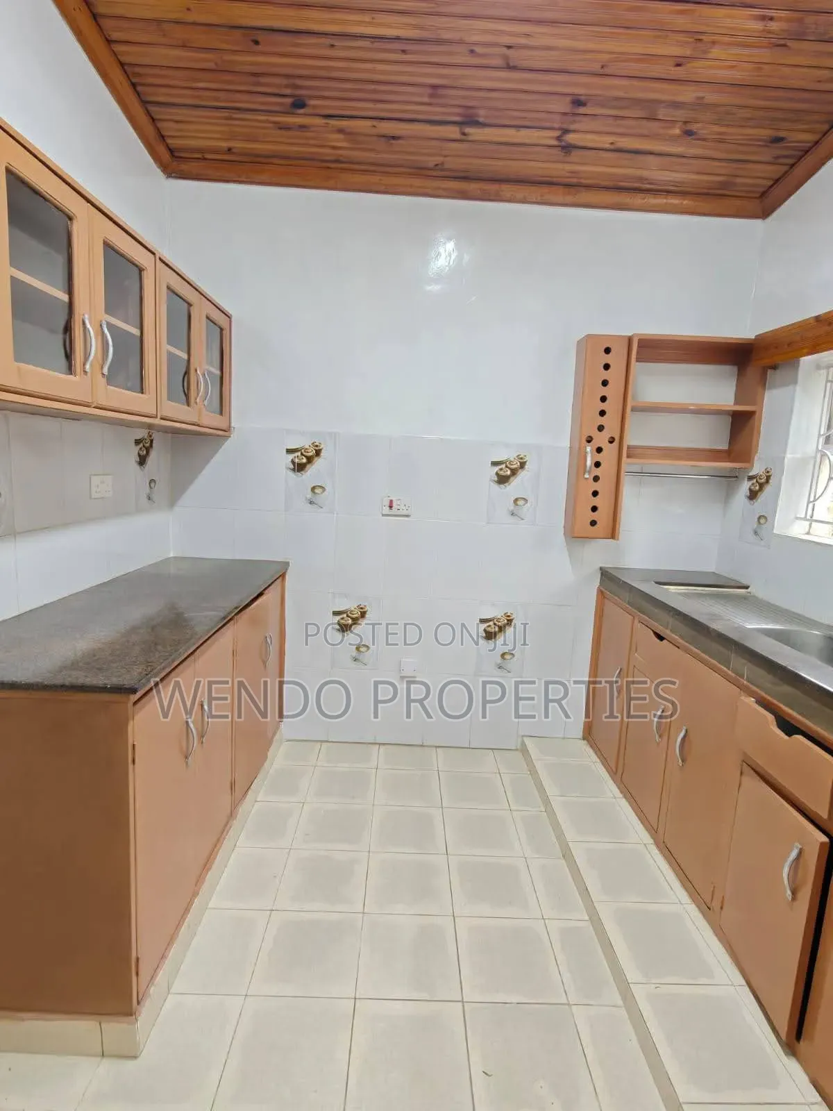 3bdrm Bungalow in Karen for rent in Karen