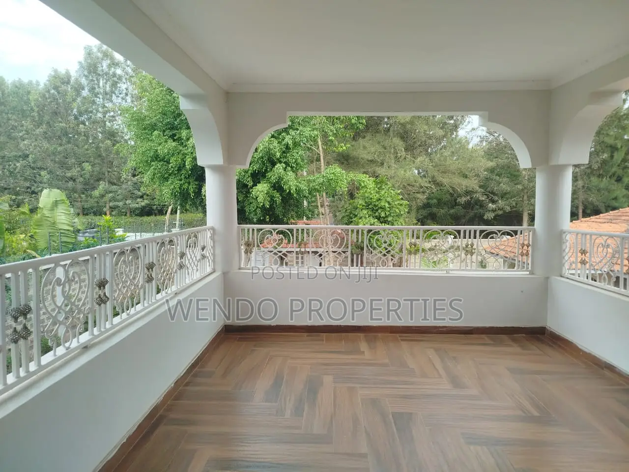 7 Bedroom Commercial in Karen C