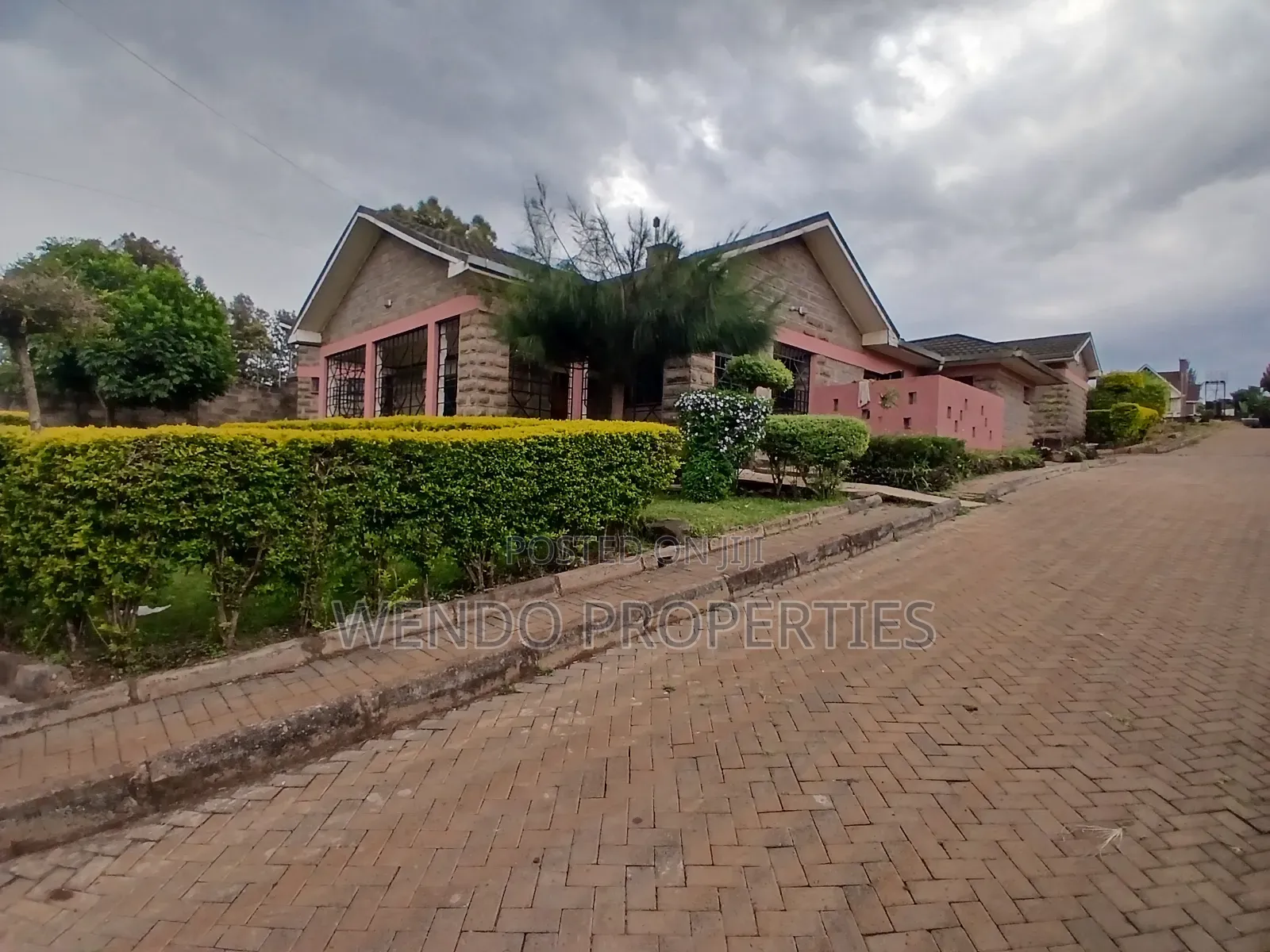 4bdrm Bungalow in Karen for rent in Karen